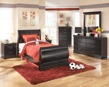 Huey Vineyard Six Drawer Dresser