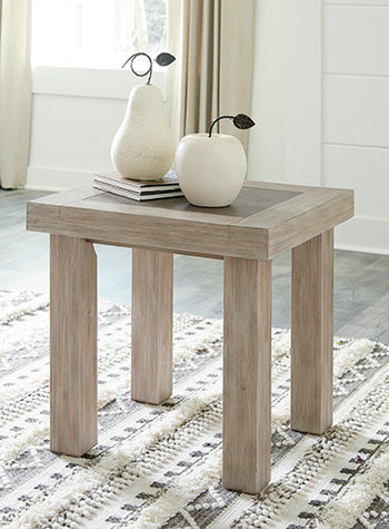 Ashley Express - Hennington Rectangular End Table