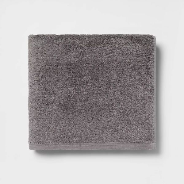 Everyday Bath Towel Dark Gray : 100% Cotton, Midweight, Low Lint, Machine Washable - 191908542010