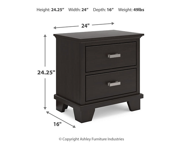 Covetown King Panel Bed with Mirrored Dresser and Nightstand