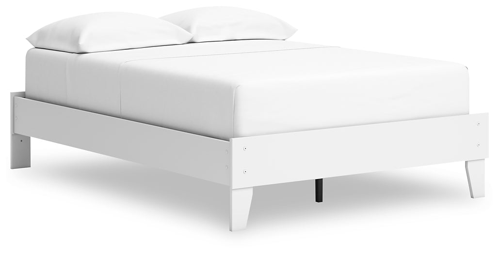 Ashley Express - Hallityn Full Platform Bed with Dresser and Chest