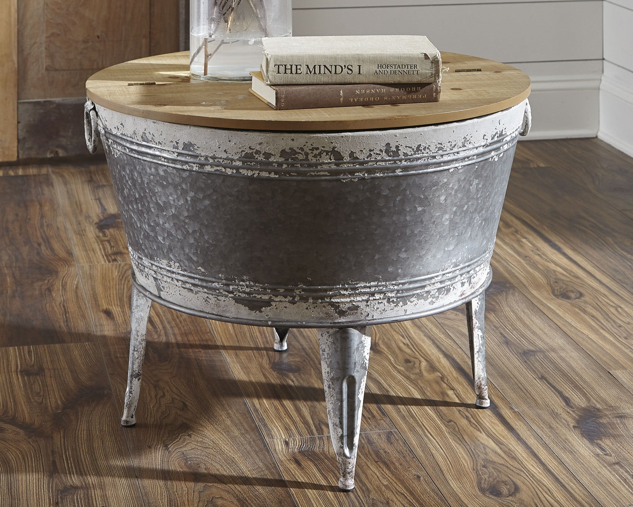 Ashley Express - Shellmond Accent Cocktail Table