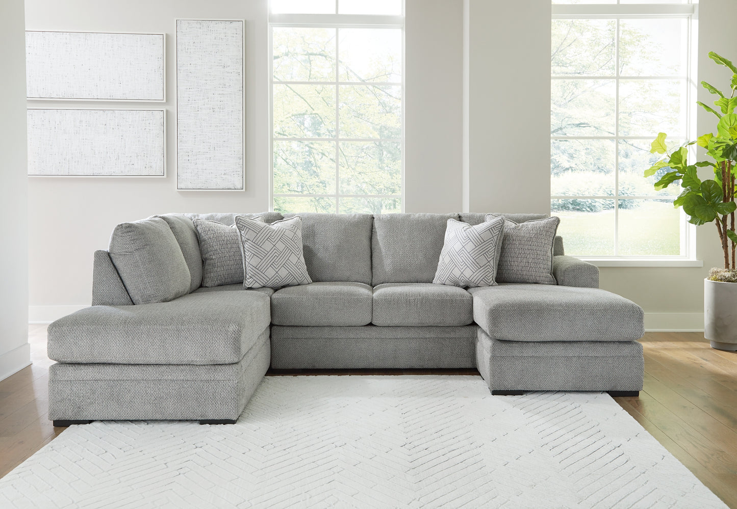 Casselbury 2-Piece Sectional with Ottoman